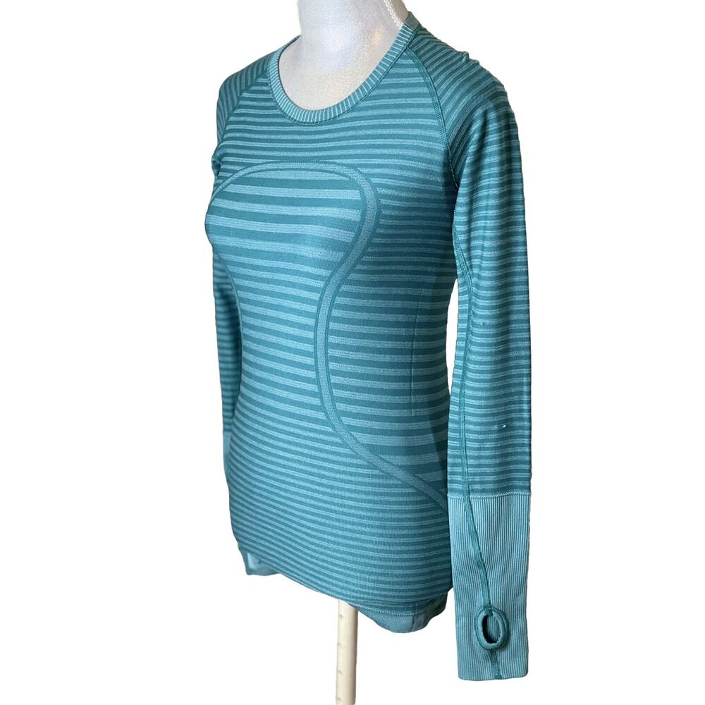Womens Lululemon Turquoise Blue Striped Swiftly Tech long sleeve Sz 4 Shirt